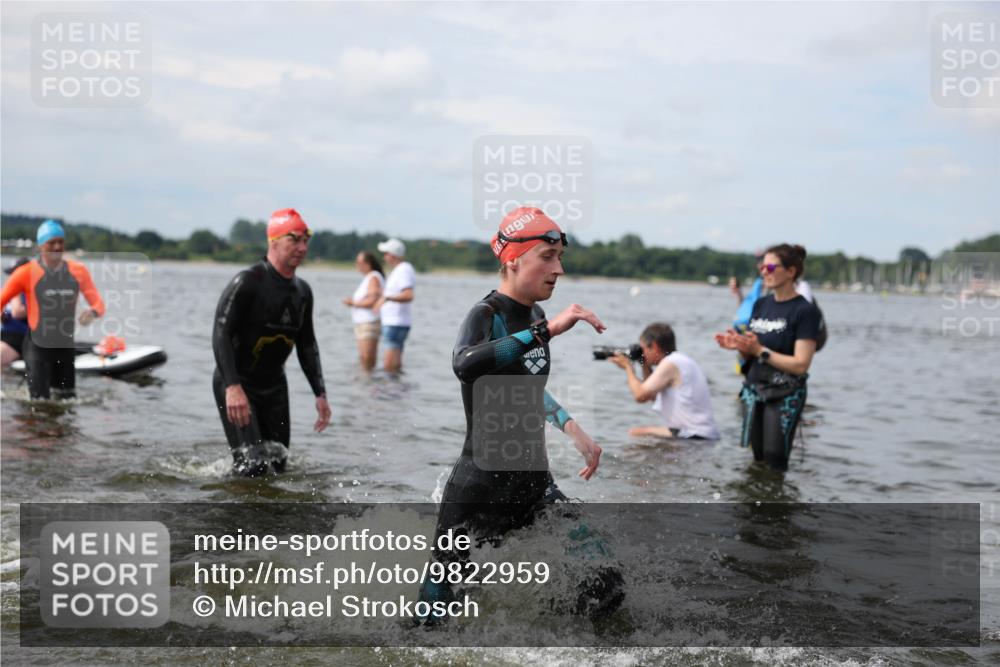 21.06.2026 - Viking Triathlon Michael Strokosch http://msf.ph/oto/9822959 21.06.2026 10:36:34 Schwimmen 43, 68, 219, 404, 475, 526, 543, 604, 612, 648 meine-sportfotos.de