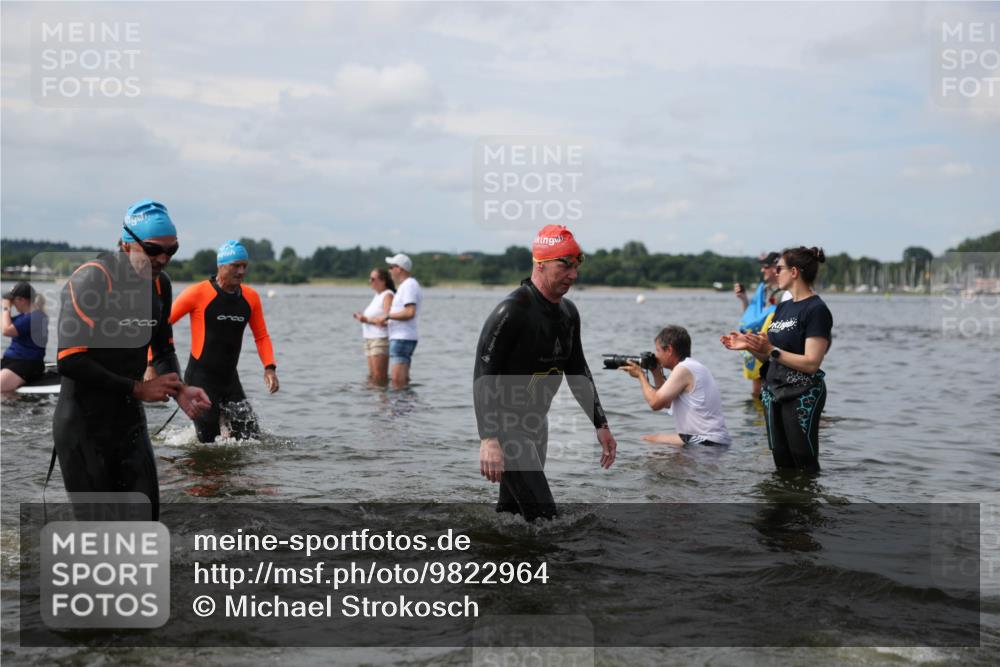 21.06.2026 - Viking Triathlon Michael Strokosch http://msf.ph/oto/9822964 21.06.2026 10:36:35 Schwimmen 68, 87, 219, 364, 404, 475, 526, 543, 604, 612, 648 meine-sportfotos.de
