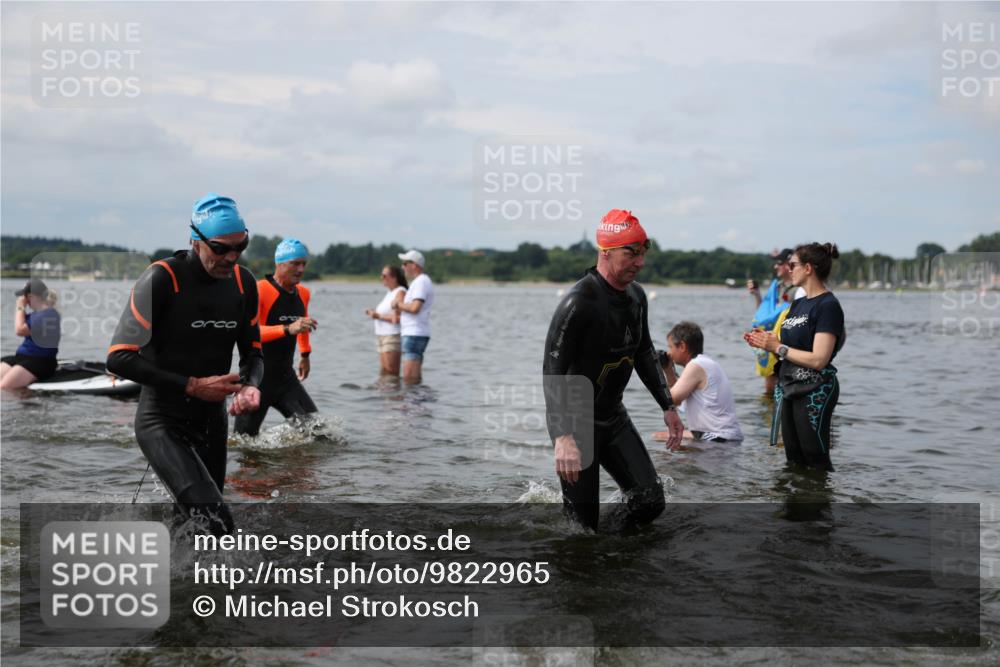 21.06.2026 - Viking Triathlon Michael Strokosch http://msf.ph/oto/9822965 21.06.2026 10:36:35 Schwimmen 68, 87, 219, 364, 404, 475, 526, 543, 604, 612, 648 meine-sportfotos.de