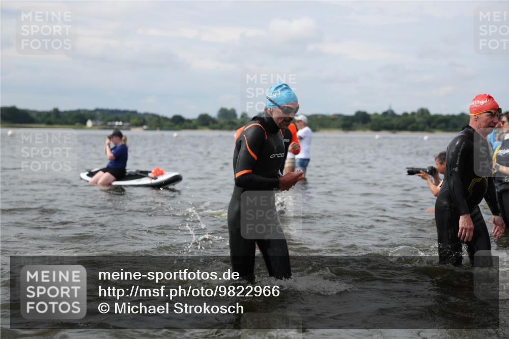 21.06.2026 - Viking Triathlon Michael Strokosch http://msf.ph/oto/9822966 21.06.2026 10:36:36 Schwimmen 68, 87, 219, 364, 404, 526, 543, 606, 612, 648 meine-sportfotos.de