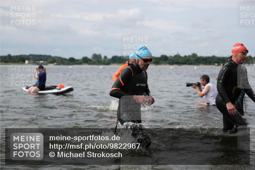 21.06.2026 - Viking Triathlon Michael Strokosch http://msf.ph/oto/9822967 21.06.2026 10:36:36 Schwimmen 68, 87, 219, 364, 404, 526, 543, 606, 612, 648 meine-sportfotos.de
