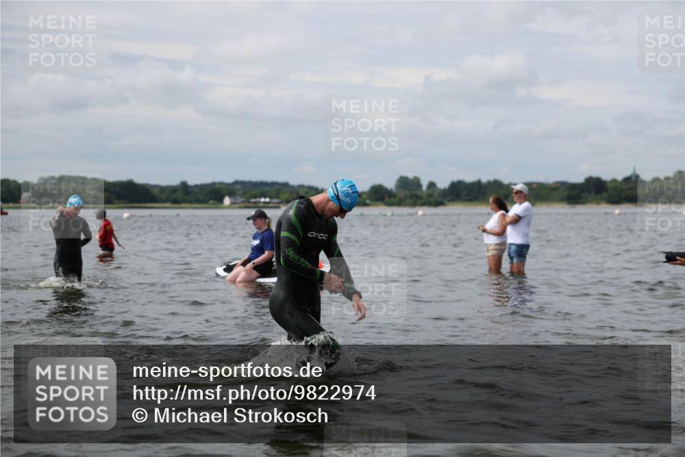21.06.2026 - Viking Triathlon Michael Strokosch http://msf.ph/oto/9822974 21.06.2026 10:36:42 Schwimmen 68, 87, 122, 219, 325, 364, 395, 404, 526, 606, 648 meine-sportfotos.de