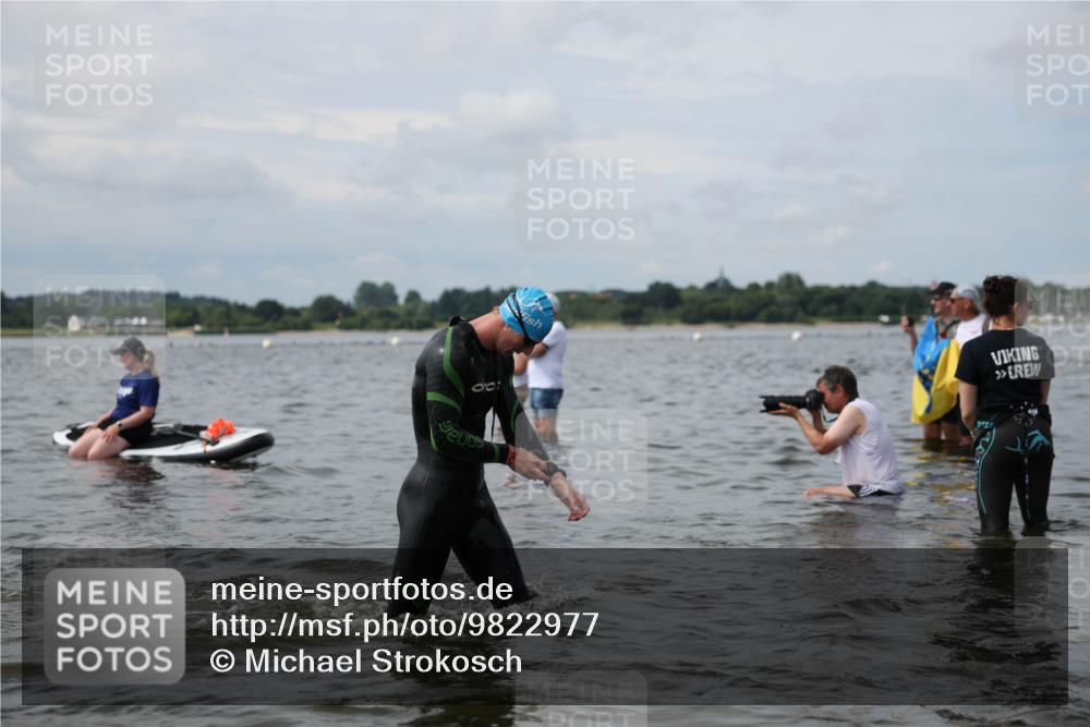 21.06.2026 - Viking Triathlon Michael Strokosch http://msf.ph/oto/9822977 21.06.2026 10:36:43 Schwimmen 68, 87, 122, 186, 219, 325, 364, 395, 404, 407, 526, 606, 648 meine-sportfotos.de