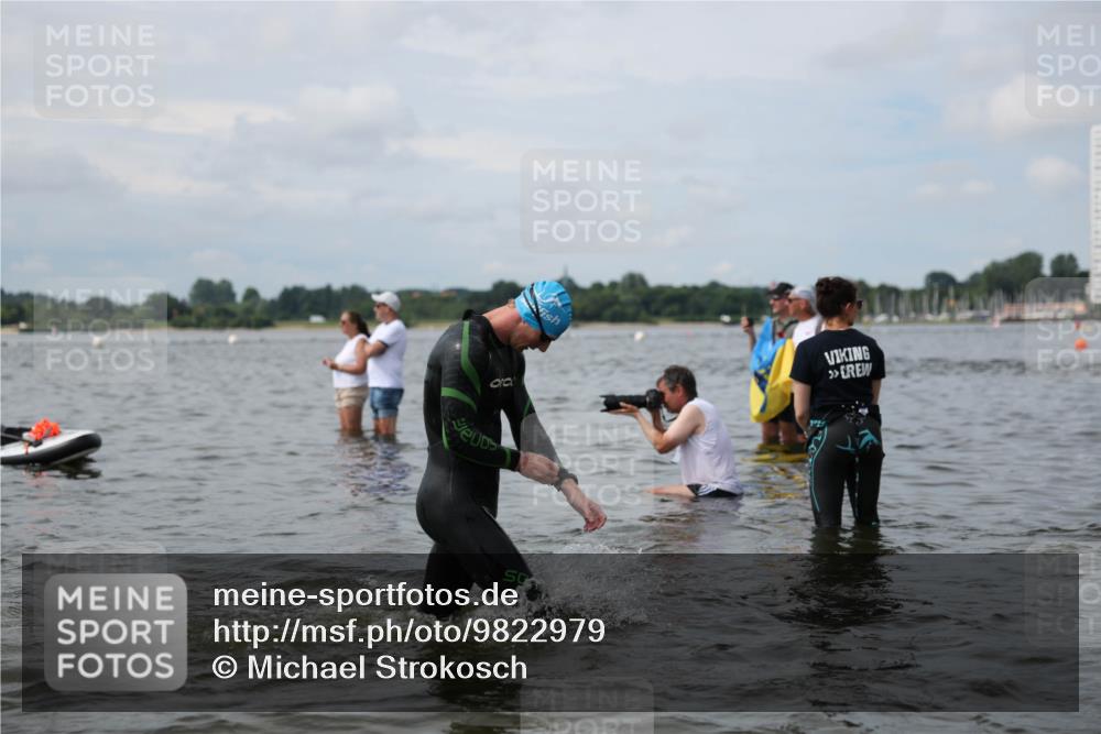 21.06.2026 - Viking Triathlon Michael Strokosch http://msf.ph/oto/9822979 21.06.2026 10:36:43 Schwimmen 68, 87, 122, 186, 219, 325, 364, 395, 404, 407, 526, 606, 648 meine-sportfotos.de