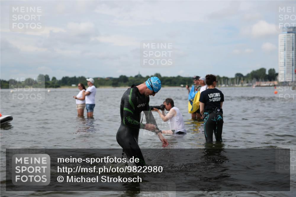 21.06.2026 - Viking Triathlon Michael Strokosch http://msf.ph/oto/9822980 21.06.2026 10:36:43 Schwimmen 68, 87, 122, 186, 219, 325, 364, 395, 404, 407, 526, 606, 648 meine-sportfotos.de