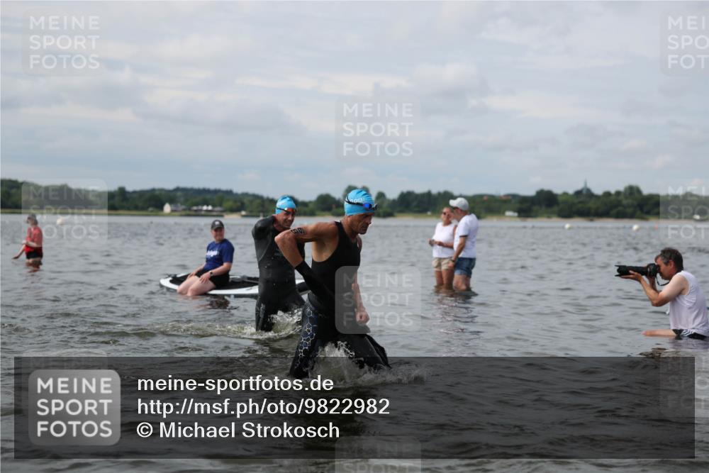 21.06.2026 - Viking Triathlon Michael Strokosch http://msf.ph/oto/9822982 21.06.2026 10:36:47 Schwimmen 68, 84, 87, 122, 186, 219, 325, 364, 395, 407, 526, 606, 648 meine-sportfotos.de
