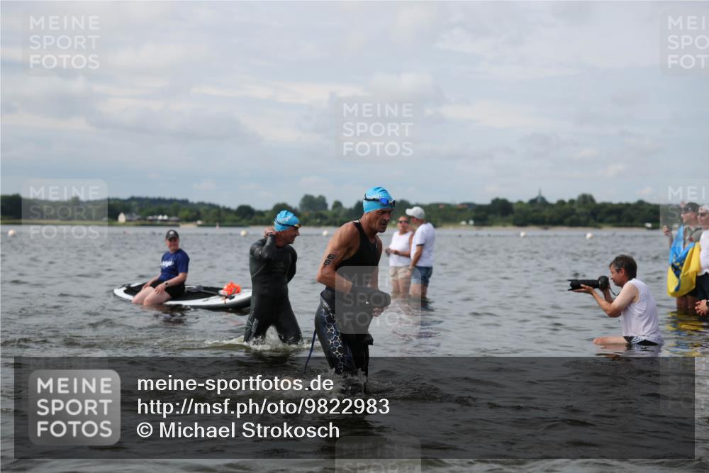 21.06.2026 - Viking Triathlon Michael Strokosch http://msf.ph/oto/9822983 21.06.2026 10:36:47 Schwimmen 68, 84, 87, 122, 186, 219, 325, 364, 395, 407, 526, 606, 648 meine-sportfotos.de