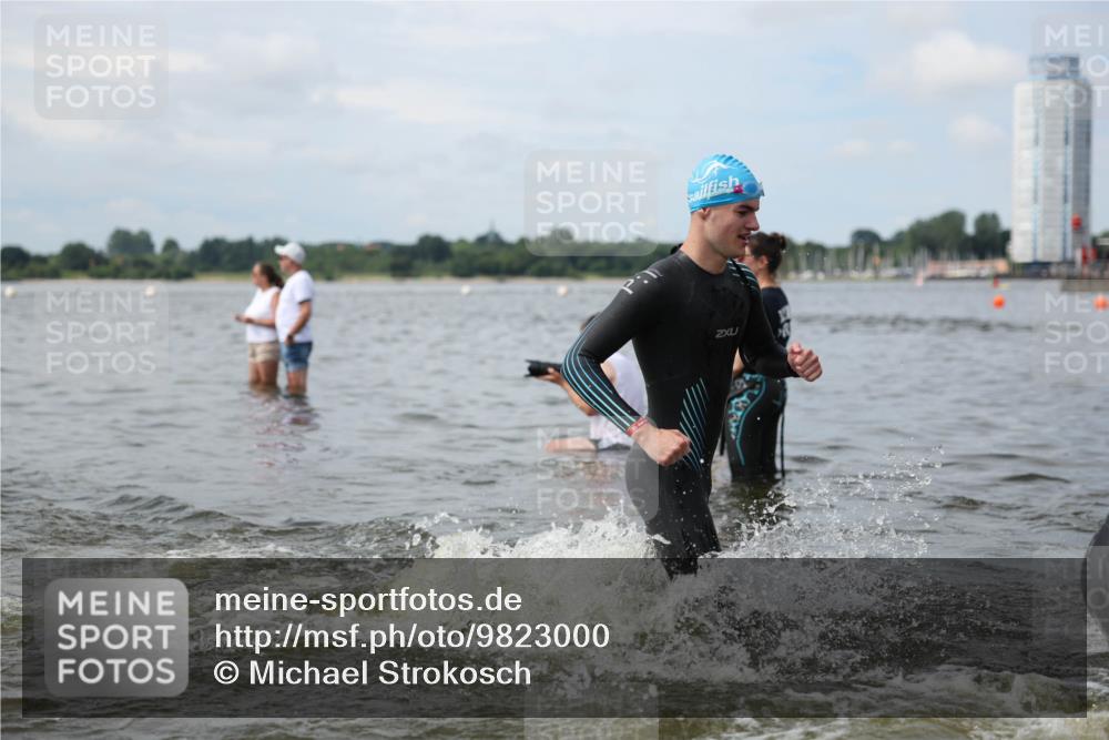 21.06.2026 - Viking Triathlon Michael Strokosch http://msf.ph/oto/9823000 21.06.2026 10:36:54 Schwimmen 68, 84, 87, 122, 142, 186, 325, 364, 395, 407, 553, 606 meine-sportfotos.de