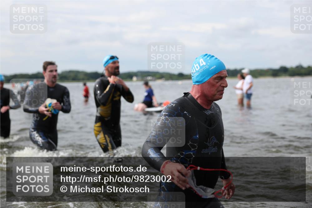 21.06.2026 - Viking Triathlon Michael Strokosch http://msf.ph/oto/9823002 21.06.2026 10:36:55 Schwimmen 68, 84, 87, 122, 142, 186, 325, 364, 395, 407, 553, 606 meine-sportfotos.de