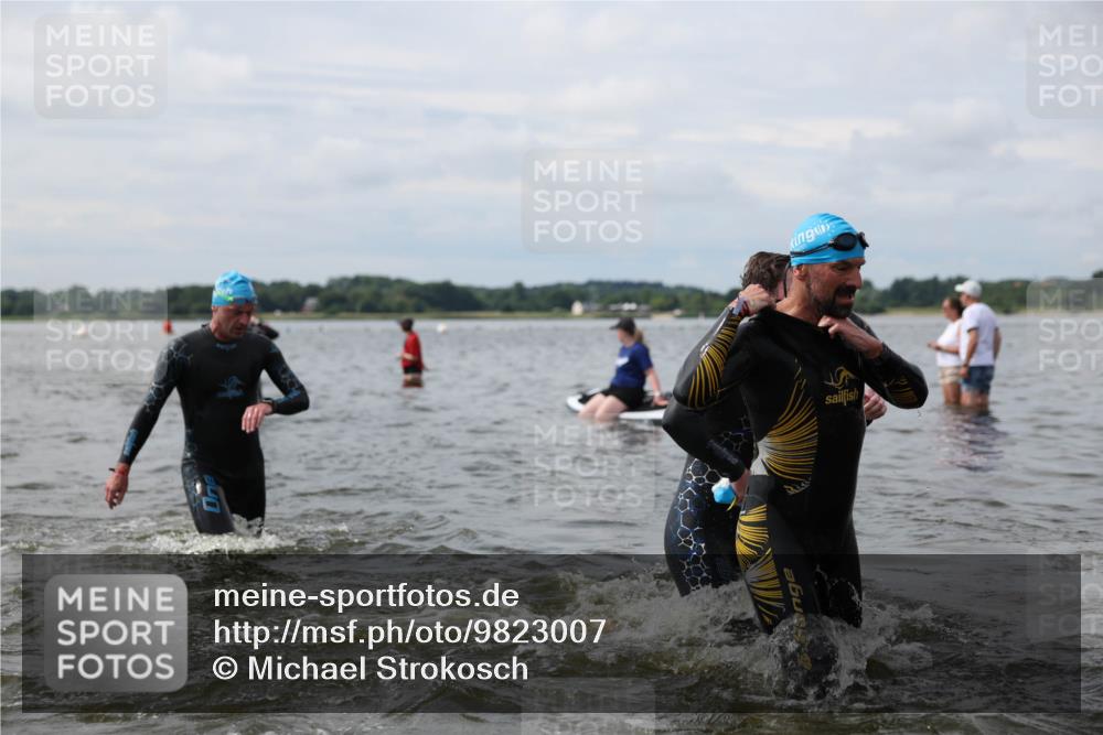 21.06.2026 - Viking Triathlon Michael Strokosch http://msf.ph/oto/9823007 21.06.2026 10:36:56 Schwimmen 68, 84, 87, 122, 142, 186, 325, 364, 395, 407, 553, 606 meine-sportfotos.de