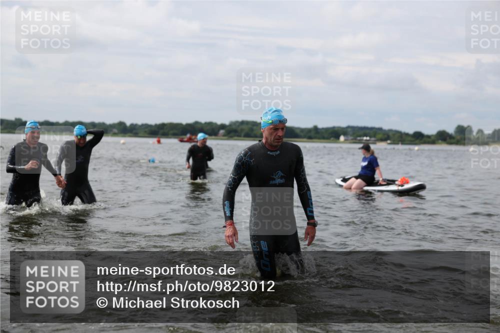 21.06.2026 - Viking Triathlon Michael Strokosch http://msf.ph/oto/9823012 21.06.2026 10:36:58 Schwimmen 84, 87, 122, 142, 186, 325, 364, 395, 407, 553, 606 meine-sportfotos.de