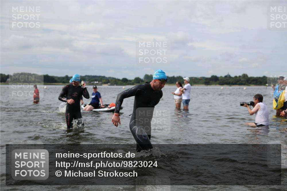 21.06.2026 - Viking Triathlon Michael Strokosch http://msf.ph/oto/9823024 21.06.2026 10:37:03 Schwimmen 84, 89, 142, 186, 325, 395, 407, 455, 553 meine-sportfotos.de