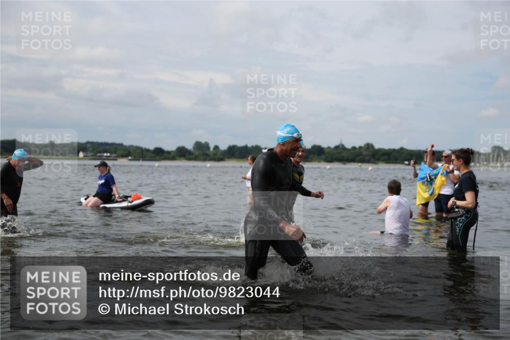 21.06.2026 - Viking Triathlon Michael Strokosch http://msf.ph/oto/9823044 21.06.2026 10:37:17 Schwimmen 64, 89, 111, 142, 370, 450, 455, 545, 553 meine-sportfotos.de