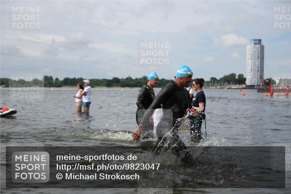 21.06.2026 - Viking Triathlon Michael Strokosch http://msf.ph/oto/9823047 21.06.2026 10:37:18 Schwimmen 64, 89, 111, 239, 370, 450, 455, 545 meine-sportfotos.de