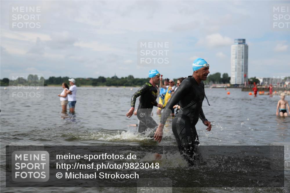 21.06.2026 - Viking Triathlon Michael Strokosch http://msf.ph/oto/9823048 21.06.2026 10:37:18 Schwimmen 64, 89, 111, 239, 370, 450, 455, 545 meine-sportfotos.de
