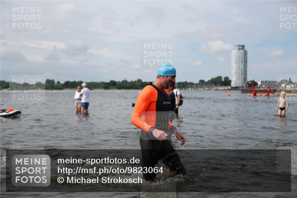21.06.2026 - Viking Triathlon Michael Strokosch http://msf.ph/oto/9823064 21.06.2026 10:37:24 Schwimmen 64, 89, 111, 239, 370, 450, 455, 513, 545 meine-sportfotos.de