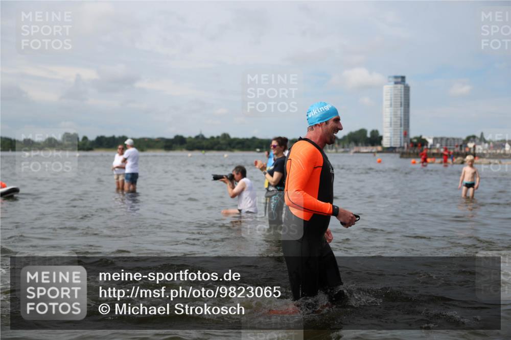 21.06.2026 - Viking Triathlon Michael Strokosch http://msf.ph/oto/9823065 21.06.2026 10:37:24 Schwimmen 64, 89, 111, 239, 370, 450, 455, 513, 545 meine-sportfotos.de