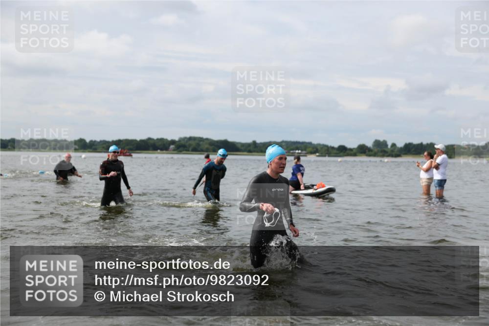 21.06.2026 - Viking Triathlon Michael Strokosch http://msf.ph/oto/9823092 21.06.2026 10:37:42 Schwimmen 171, 197, 239, 243, 285, 449, 467, 513, 545, 633 meine-sportfotos.de