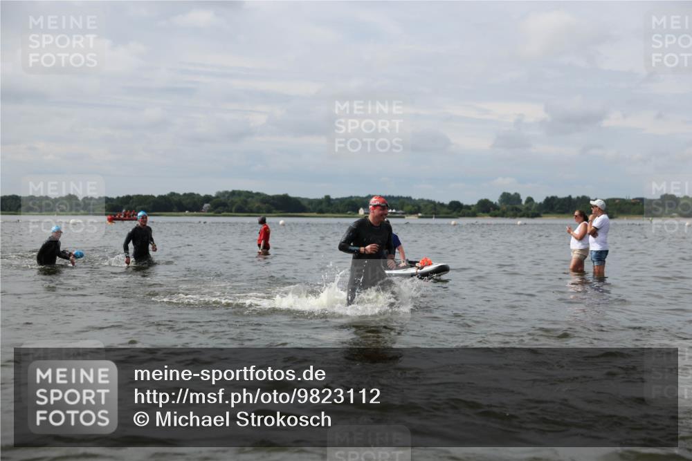 21.06.2026 - Viking Triathlon Michael Strokosch http://msf.ph/oto/9823112 21.06.2026 10:37:49 Schwimmen 99, 171, 197, 241, 243, 285, 449, 467, 633 meine-sportfotos.de