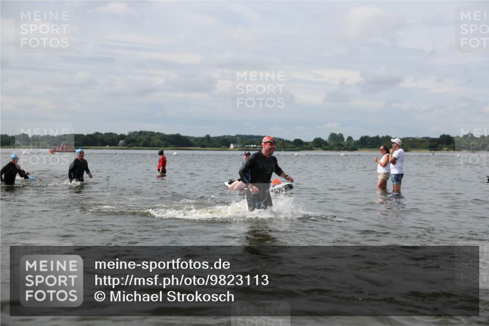 21.06.2026 - Viking Triathlon Michael Strokosch http://msf.ph/oto/9823113 21.06.2026 10:37:49 Schwimmen 99, 171, 197, 241, 243, 285, 449, 467, 633 meine-sportfotos.de