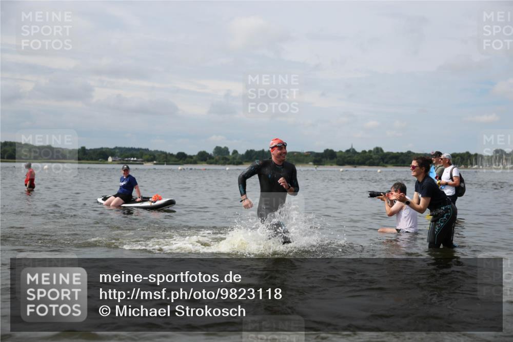 21.06.2026 - Viking Triathlon Michael Strokosch http://msf.ph/oto/9823118 21.06.2026 10:37:50 Schwimmen 99, 171, 197, 241, 243, 285, 449, 467, 633 meine-sportfotos.de