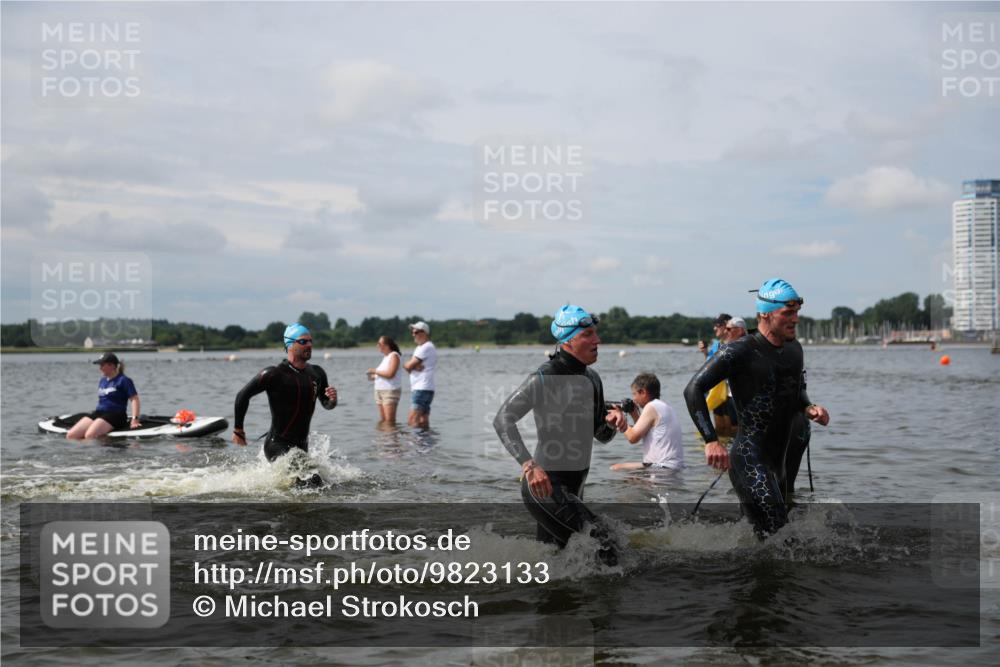 21.06.2026 - Viking Triathlon Michael Strokosch http://msf.ph/oto/9823133 21.06.2026 10:37:58 Schwimmen 80, 99, 171, 241, 285, 315, 449 meine-sportfotos.de