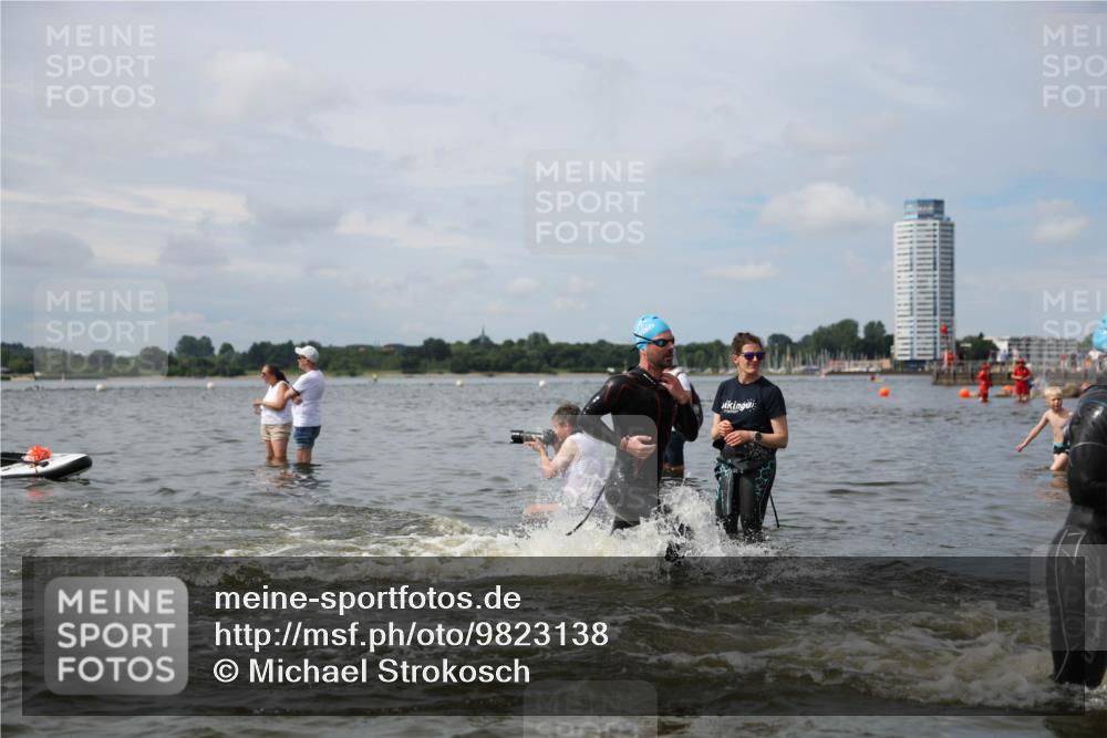 21.06.2026 - Viking Triathlon Michael Strokosch http://msf.ph/oto/9823138 21.06.2026 10:37:59 Schwimmen 80, 99, 171, 241, 285, 315, 449 meine-sportfotos.de