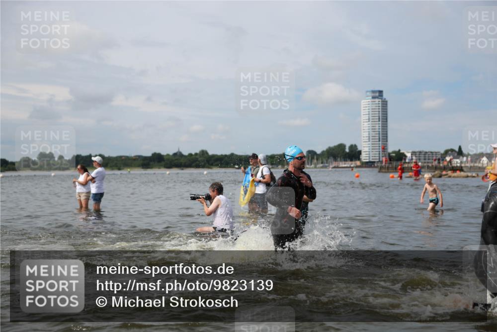 21.06.2026 - Viking Triathlon Michael Strokosch http://msf.ph/oto/9823139 21.06.2026 10:37:59 Schwimmen 80, 99, 171, 241, 285, 315, 449 meine-sportfotos.de