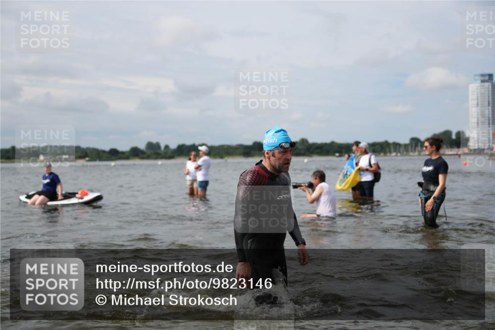 21.06.2026 - Viking Triathlon Michael Strokosch http://msf.ph/oto/9823146 21.06.2026 10:38:02 Schwimmen 80, 99, 171, 241, 285, 315, 449, 465 meine-sportfotos.de