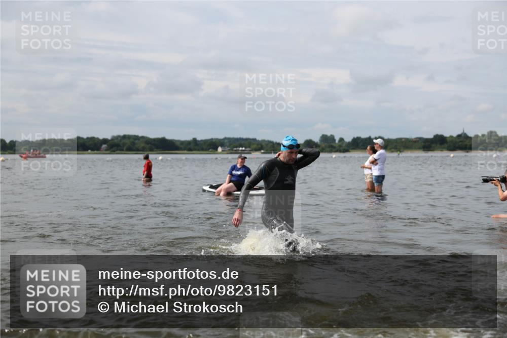 21.06.2026 - Viking Triathlon Michael Strokosch http://msf.ph/oto/9823151 21.06.2026 10:38:06 Schwimmen 80, 99, 241, 315, 465 meine-sportfotos.de