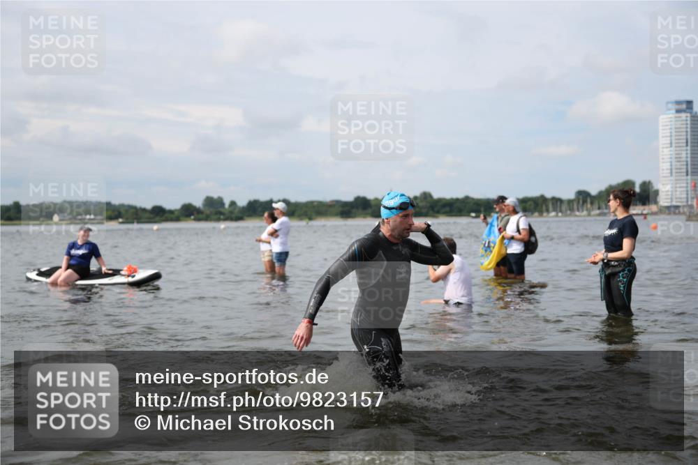 21.06.2026 - Viking Triathlon Michael Strokosch http://msf.ph/oto/9823157 21.06.2026 10:38:07 Schwimmen 80, 99, 241, 315, 465 meine-sportfotos.de