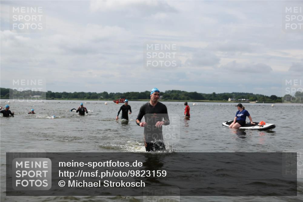 21.06.2026 - Viking Triathlon Michael Strokosch http://msf.ph/oto/9823159 21.06.2026 10:38:11 Schwimmen 80, 99, 315, 316, 465 meine-sportfotos.de