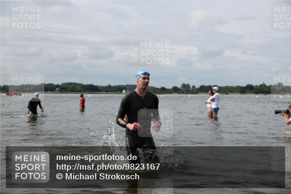 21.06.2026 - Viking Triathlon Michael Strokosch http://msf.ph/oto/9823167 21.06.2026 10:38:13 Schwimmen 80, 99, 315, 316, 465 meine-sportfotos.de