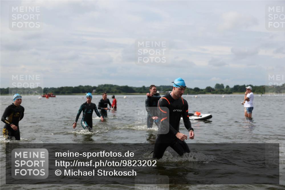 21.06.2026 - Viking Triathlon Michael Strokosch http://msf.ph/oto/9823202 21.06.2026 10:38:32 Schwimmen 53, 55, 144, 300, 303, 316, 397, 419, 546, 567 meine-sportfotos.de