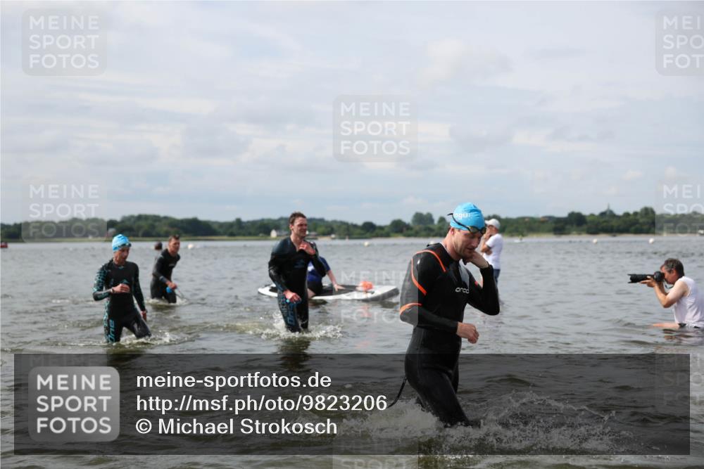 21.06.2026 - Viking Triathlon Michael Strokosch http://msf.ph/oto/9823206 21.06.2026 10:38:33 Schwimmen 53, 55, 144, 300, 303, 316, 397, 419, 546, 567, 666 meine-sportfotos.de