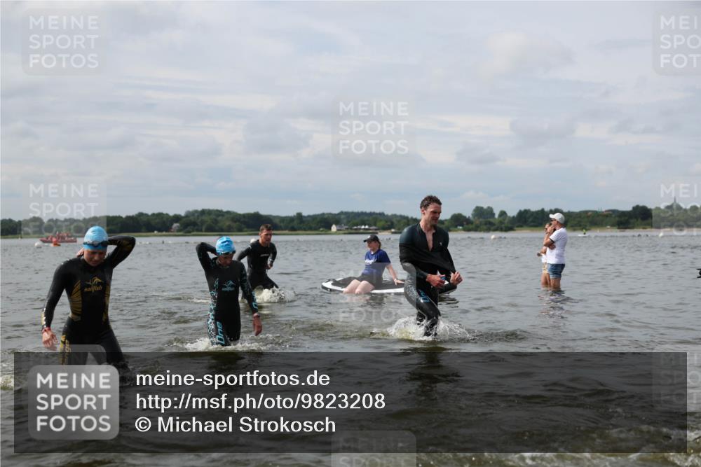 21.06.2026 - Viking Triathlon Michael Strokosch http://msf.ph/oto/9823208 21.06.2026 10:38:34 Schwimmen 53, 55, 144, 300, 303, 397, 419, 546, 567, 666 meine-sportfotos.de