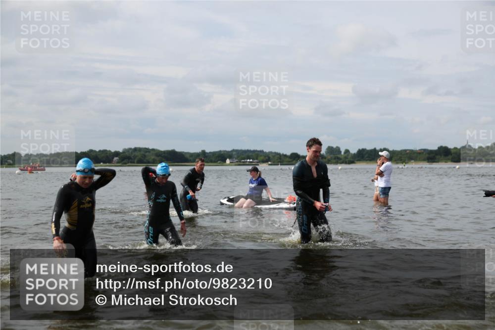 21.06.2026 - Viking Triathlon Michael Strokosch http://msf.ph/oto/9823210 21.06.2026 10:38:35 Schwimmen 53, 55, 144, 300, 303, 397, 419, 546, 567, 666 meine-sportfotos.de