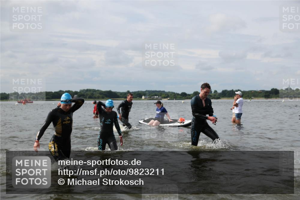 21.06.2026 - Viking Triathlon Michael Strokosch http://msf.ph/oto/9823211 21.06.2026 10:38:35 Schwimmen 53, 55, 144, 300, 303, 397, 419, 546, 567, 666 meine-sportfotos.de