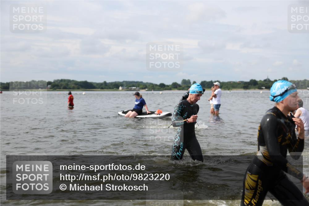 21.06.2026 - Viking Triathlon Michael Strokosch http://msf.ph/oto/9823220 21.06.2026 10:38:38 Schwimmen 53, 55, 144, 300, 303, 397, 419, 546, 567, 666 meine-sportfotos.de