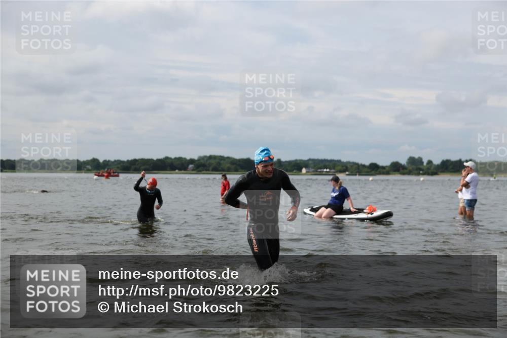 21.06.2026 - Viking Triathlon Michael Strokosch http://msf.ph/oto/9823225 21.06.2026 10:38:42 Schwimmen 53, 55, 144, 303, 397, 419, 546, 559, 666 meine-sportfotos.de