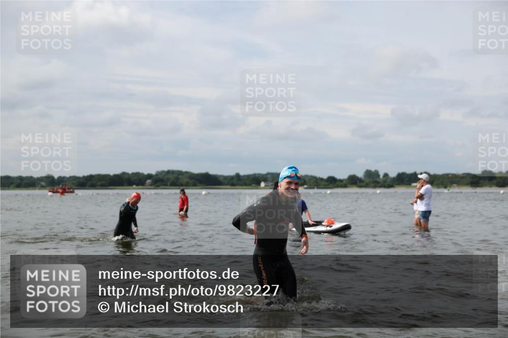 21.06.2026 - Viking Triathlon Michael Strokosch http://msf.ph/oto/9823227 21.06.2026 10:38:42 Schwimmen 53, 55, 144, 303, 397, 419, 546, 559, 666 meine-sportfotos.de