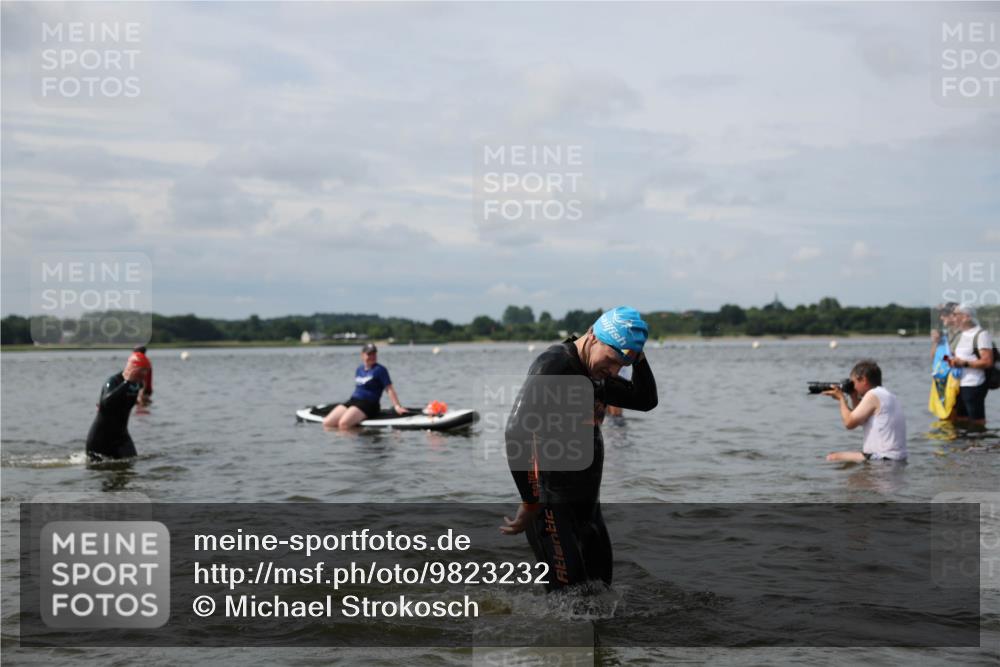21.06.2026 - Viking Triathlon Michael Strokosch http://msf.ph/oto/9823232 21.06.2026 10:38:43 Schwimmen 53, 55, 144, 303, 397, 419, 546, 559, 666 meine-sportfotos.de