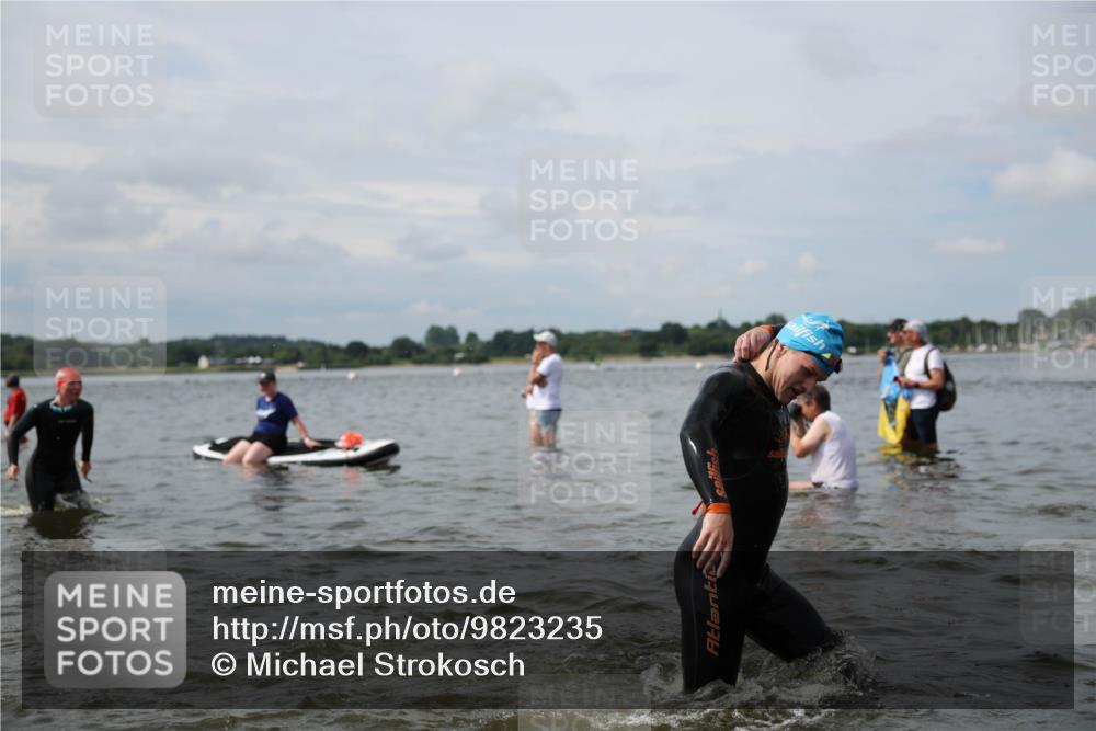 21.06.2026 - Viking Triathlon Michael Strokosch http://msf.ph/oto/9823235 21.06.2026 10:38:44 Schwimmen 53, 55, 144, 303, 397, 419, 559, 666 meine-sportfotos.de