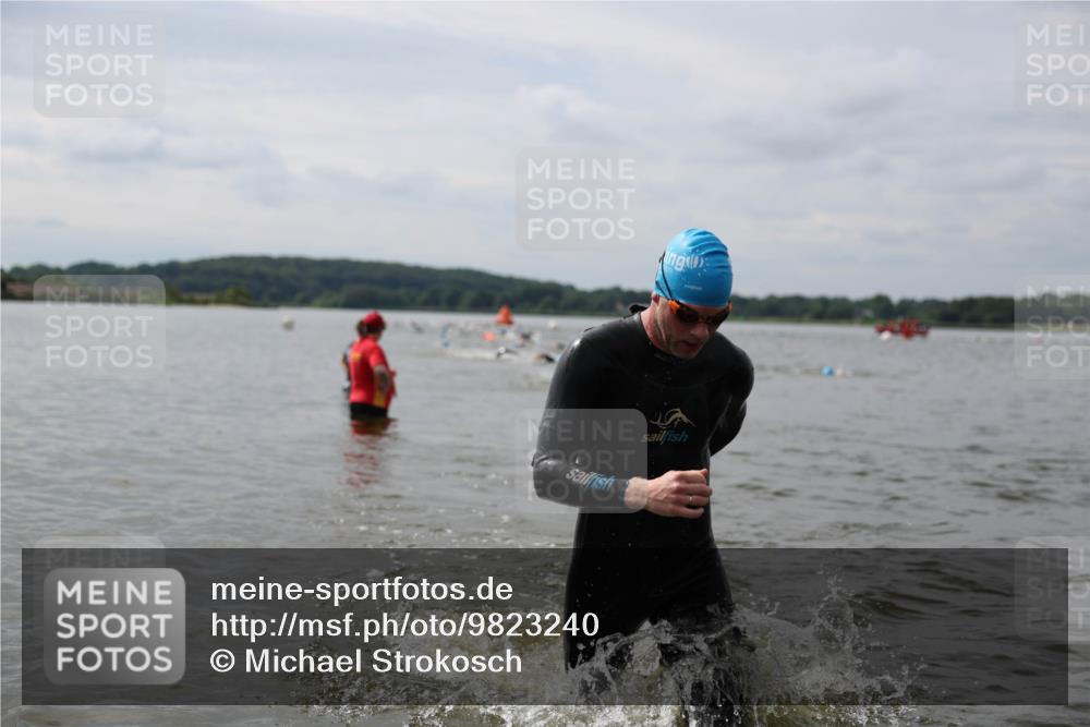 21.06.2026 - Viking Triathlon Michael Strokosch http://msf.ph/oto/9823240 21.06.2026 10:38:48 Schwimmen 53, 144, 303, 419, 559, 666 meine-sportfotos.de