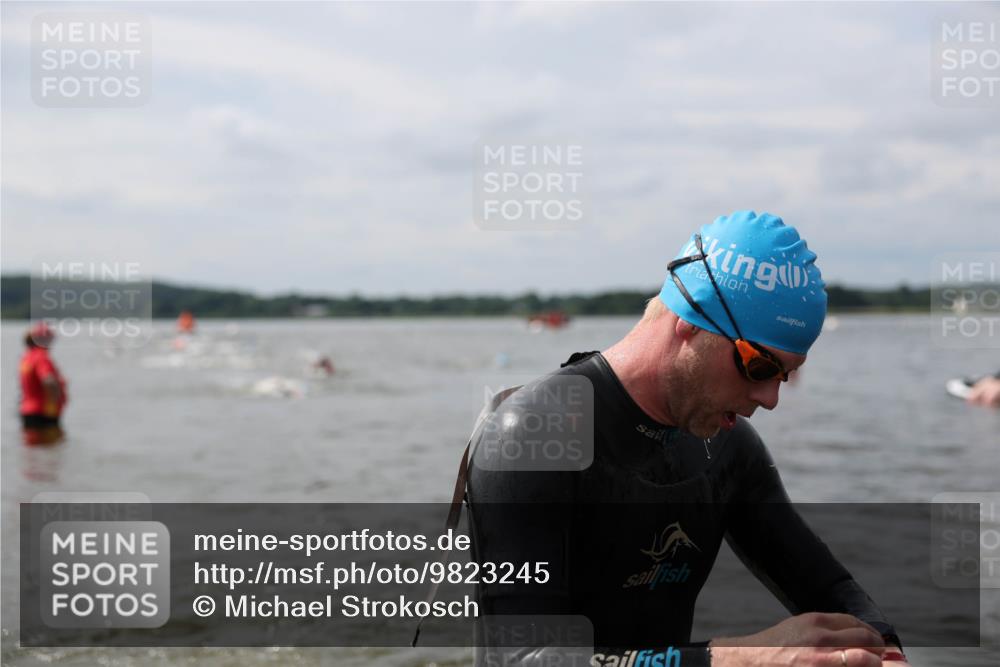 21.06.2026 - Viking Triathlon Michael Strokosch http://msf.ph/oto/9823245 21.06.2026 10:38:49 Schwimmen 53, 144, 303, 419, 559, 666 meine-sportfotos.de
