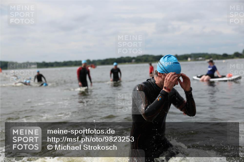 21.06.2026 - Viking Triathlon Michael Strokosch http://msf.ph/oto/9823253 21.06.2026 10:39:01 Schwimmen 152, 214, 232, 328, 340, 457, 559 meine-sportfotos.de