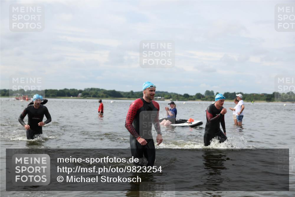 21.06.2026 - Viking Triathlon Michael Strokosch http://msf.ph/oto/9823254 21.06.2026 10:39:07 Schwimmen 152, 214, 232, 328, 340, 457, 559 meine-sportfotos.de