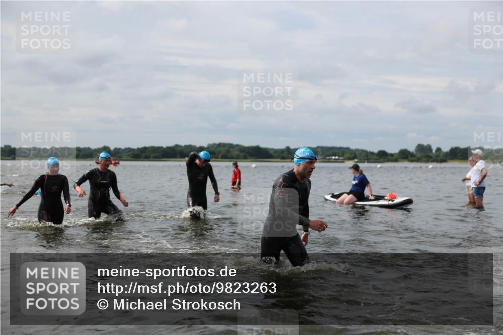 21.06.2026 - Viking Triathlon Michael Strokosch http://msf.ph/oto/9823263 21.06.2026 10:39:10 Schwimmen 152, 214, 232, 328, 340, 457 meine-sportfotos.de