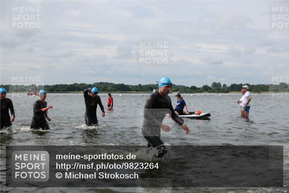 21.06.2026 - Viking Triathlon Michael Strokosch http://msf.ph/oto/9823264 21.06.2026 10:39:10 Schwimmen 152, 214, 232, 328, 340, 457 meine-sportfotos.de