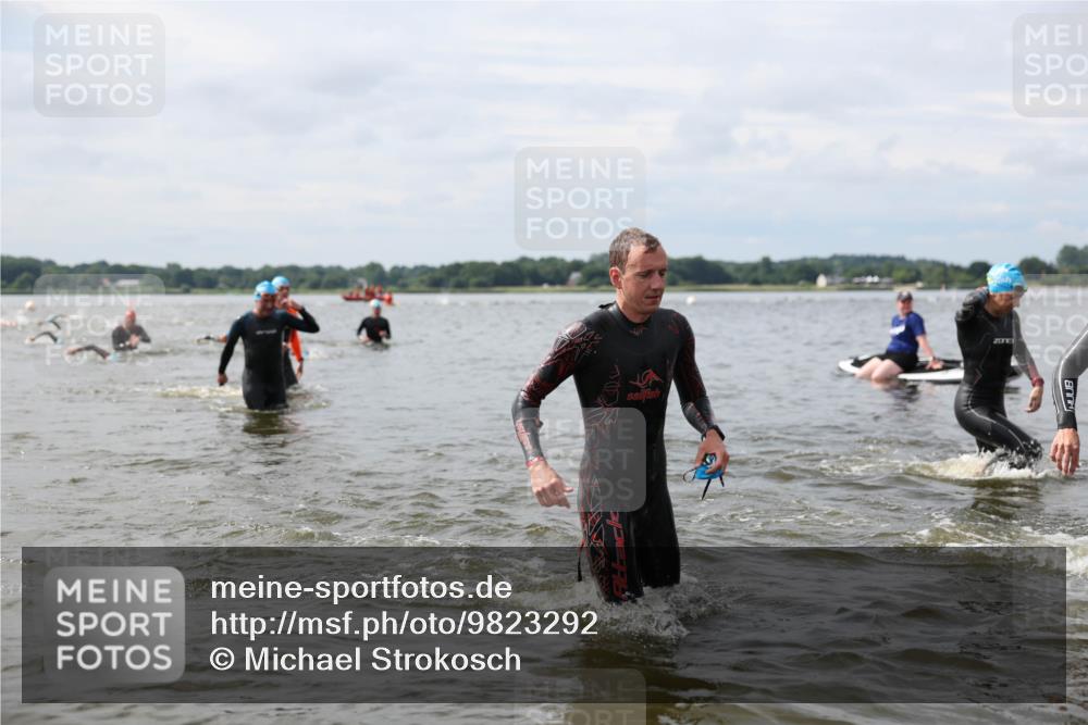 21.06.2026 - Viking Triathlon Michael Strokosch http://msf.ph/oto/9823292 21.06.2026 10:39:26 Schwimmen 229, 400, 442, 485, 508, 519, 634 meine-sportfotos.de